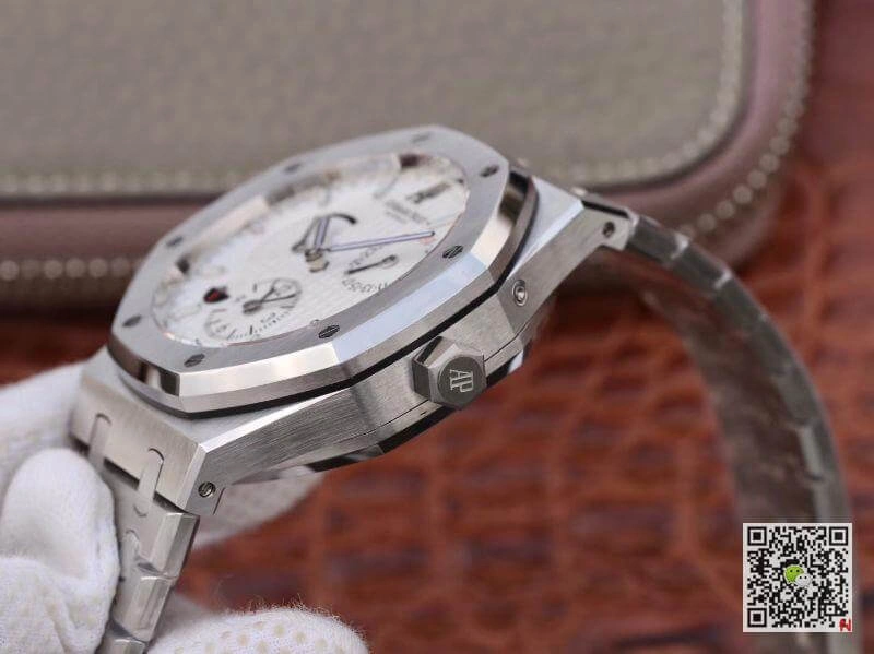 Audemars Piguet Royal Oak 26120ST.OO.1220ST.02 TWA Factory 1:1 Best Edition Replica Watch Swiss ETA2329 White textured dial